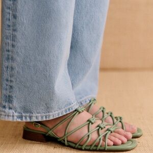 Sezane Elsie Low Sandals—glazed almond green NWB size 9